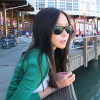 看见天上的微光:意境女生长发不带字qq头像_WWW.TQQA.COM