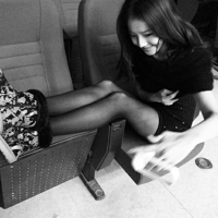 qq空间头像女生唯美:把爱放在心里久久_WWW.TQQA.COM