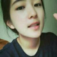 精致女生素颜QQ可爱头像:等我成年就嫁你_WWW.TQQA.COM