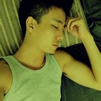 欧美头像男生霸气肌肉_WWW.TQQA.COM