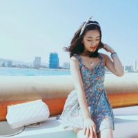 蓝色唯美qq头像意境海边女生:从此不难过_WWW.TQQA.COM