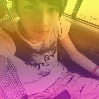 真人情侣头像一左一右_WWW.TQQA.COM