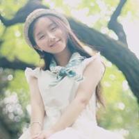 QQ绿色头像:唯美女生养眼:城在心却空了_WWW.TQQA.COM