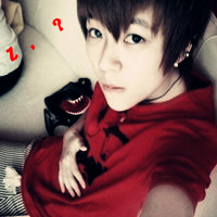 情侣头像一对:一男一女2张分开的_WWW.TQQA.COM