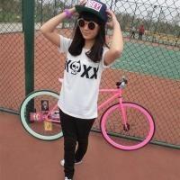 QQ头像紫色背景女生:浪漫系:生活很美好_WWW.TQQA.COM