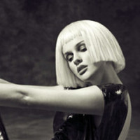 欧美女生吸烟头像_WWW.TQQA.COM