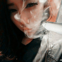 侧脸个性女生头像_WWW.TQQA.COM