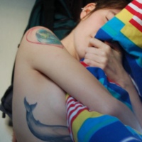 性感带纹身非主流头像:红唇纹身高跟鞋_WWW.TQQA.COM