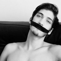 吸烟的欧美男生头像:型男是这样练成的_WWW.TQQA.COM