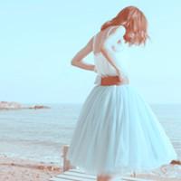非主流女生头像唯美海边:思念一个人的味道_WWW.TQQA.COM