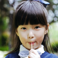 萌宝贝制服mm可爱头像_WWW.TQQA.COM