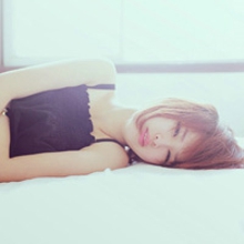 唯美小清新女生头像_WWW.TQQA.COM