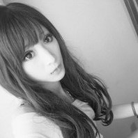 灰白色女生头像_WWW.TQQA.COM