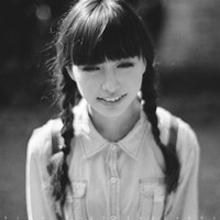 纯美优雅女生唯美头像_WWW.TQQA.COM