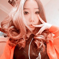 你胸口的温度:娇小可爱的阿宝色女生头像_WWW.TQQA.COM