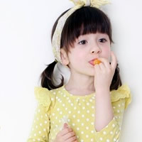 夏季清新可爱小美女QQ头像_WWW.TQQA.COM
