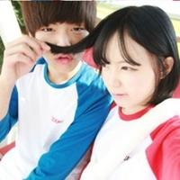 幸福情侣头像2个人一张图的:深蓝色的海洋_WWW.TQQA.COM