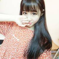 抱着猫咪的女生头像:可爱妹子万人疼_WWW.TQQA.COM