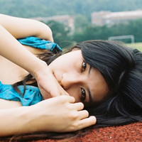 可爱清新小女生头像_WWW.TQQA.COM