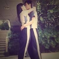90后情侣kiss头像:时光盗不走爱人_WWW.TQQA.COM