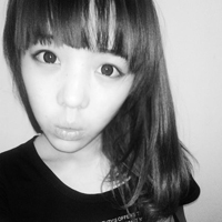 欧美范灰色女生头像:你快乐我就快乐_WWW.TQQA.COM