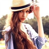 夏天戴帽子的唯美女生头像_WWW.TQQA.COM