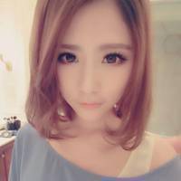 QQ唯美清新女生头像:承载一颗心_WWW.TQQA.COM