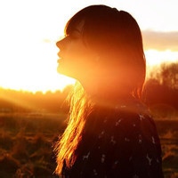 欧美女生头像大图_WWW.TQQA.COM