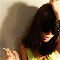 非主流意境女生静态头像_WWW.TQQA.COM