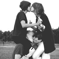 昨夜随风:QQ欧美高清男头像_WWW.TQQA.COM