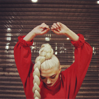 欧美唯美伤感女生头像:不配在说你爱我#_WWW.TQQA.COM