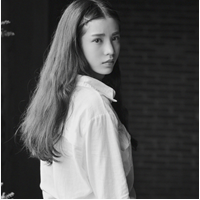 回不去的从前:qq黑色女生头像_WWW.TQQA.COM