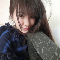 做一个明媚洒脱的女子:阳光明媚的大笑唯美女生_WWW.TQQA.COM