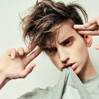 欧美头像重口味男:守候身旁i_WWW.TQQA.COM