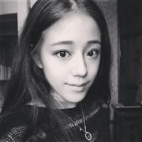 灰色头像女生伤感不带字:依然爱你_WWW.TQQA.COM