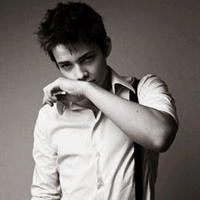 中长发欧美颓废头像男生_WWW.TQQA.COM