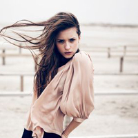 欧美帅气女头像:我的天空_WWW.TQQA.COM