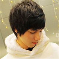 自拍再自裁情侣头像一对_WWW.TQQA.COM