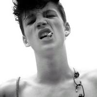 欧美头像男生伤感:@黑白贴吧精选_WWW.TQQA.COM