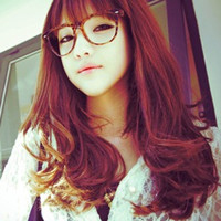 眼镜控气质可爱女生头像:属于我们的烟火_WWW.TQQA.COM