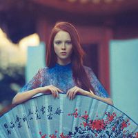 谁给我拥抱:欧美范霸气冷酷qq头像女生_WWW.TQQA.COM