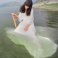 逆光森系头像吧:QQ头像女生一个人想着一个人_WWW.TQQA.COM