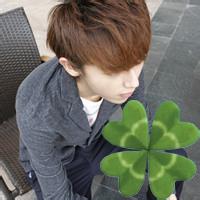 qq头像图片男生四叶草_WWW.TQQA.COM