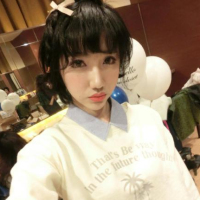 非主流女生头像超拽戴墨镜:带胡子抽烟的不一定_WWW.TQQA.COM
