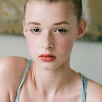 QQ欧美风意境女生头像_WWW.TQQA.COM
