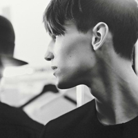 昨夜随风:QQ欧美高清男头像_WWW.TQQA.COM