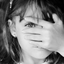 唯美欧美小孩头像_WWW.TQQA.COM