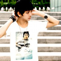 真人情侣头像一左一右_WWW.TQQA.COM