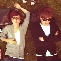 拥抱/牵手在一起的情侣头像_WWW.TQQA.COM