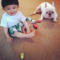 萌翻了的头像:可爱小孩萌图QQ头像_WWW.TQQA.COM